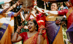 Diyva Darshana Video, Mandya